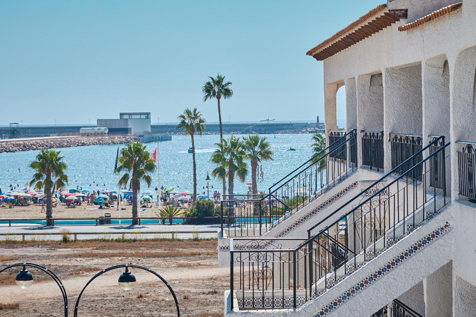 Naufragos With Sea View Apartamento
